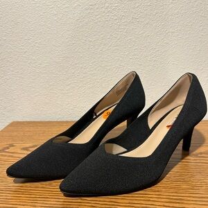 New Pair of MIA Black Bianca Heels NWOT